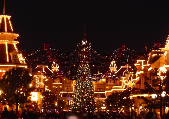 TR séjour magique & topissime à Disneyland Paris - Sequoia Lodge (GFC) - du 17/12/13 au 20/12/13 [Saison 3 Terminée - Épisode 11 – Épisode final !  posté le 25/11/2014 !] - Page 9 P1000726