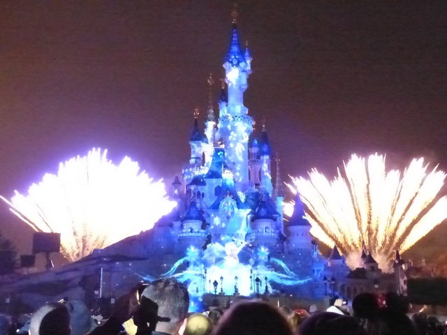 TR séjour magique & topissime à Disneyland Paris - Sequoia Lodge (GFC) - du 17/12/13 au 20/12/13 [Saison 3 Terminée - Épisode 11 – Épisode final !  posté le 25/11/2014 !] - Page 10 P1000835