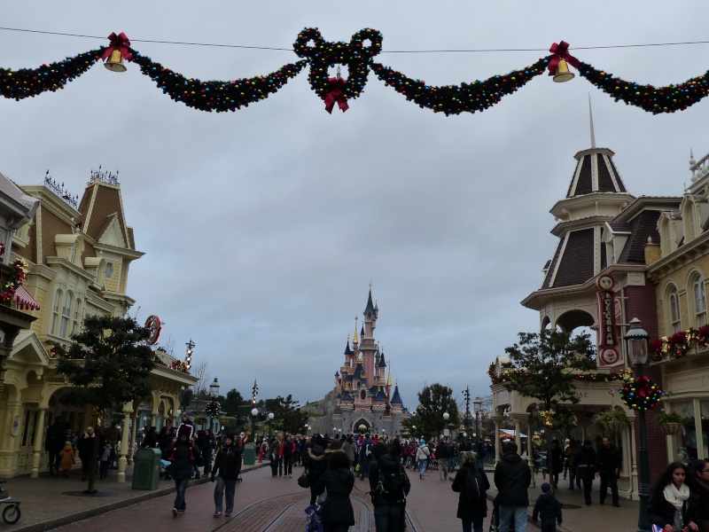 TR séjour magique & topissime à Disneyland Paris - Sequoia Lodge (GFC) - du 17/12/13 au 20/12/13 [Saison 3 Terminée - Épisode 11 – Épisode final !  posté le 25/11/2014 !] - Page 15 P1010223