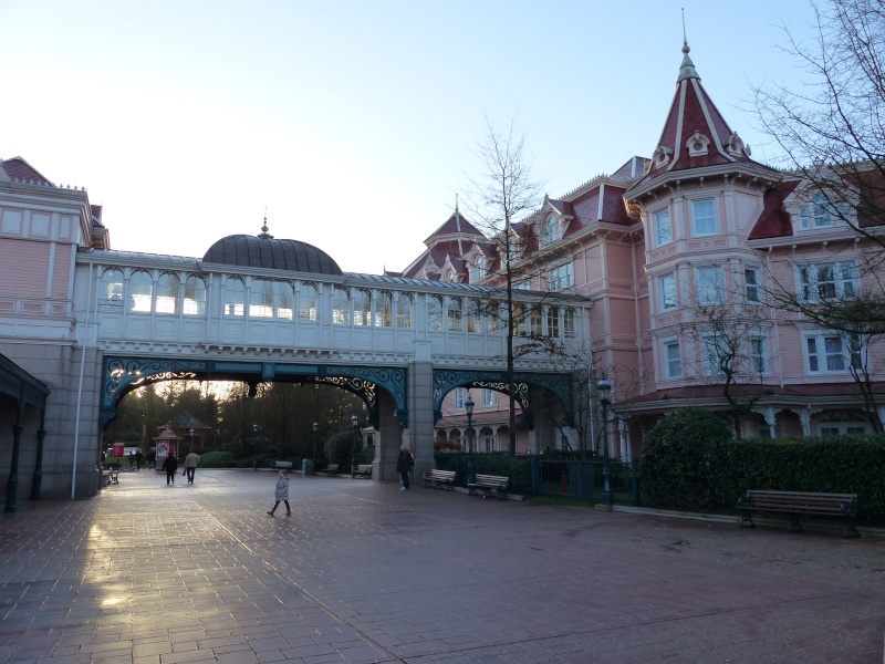 TR séjour magique & topissime à Disneyland Paris - Sequoia Lodge (GFC) - du 17/12/13 au 20/12/13 [Saison 3 Terminée - Épisode 11 – Épisode final !  posté le 25/11/2014 !] - Page 18 P1010526