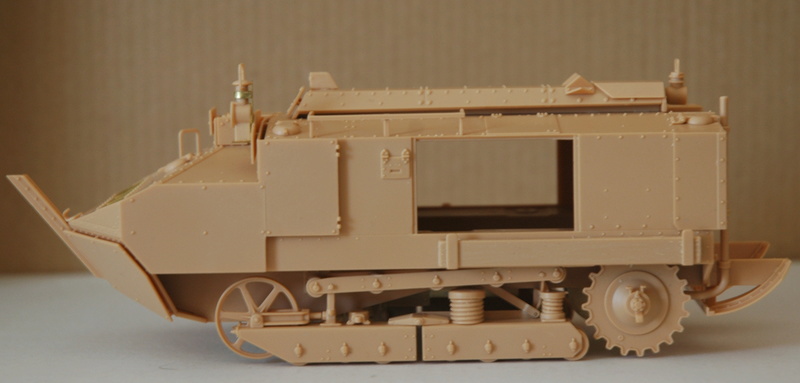 Le Schneider Ca Armored de Hobby Boss au 1/35ème 00710