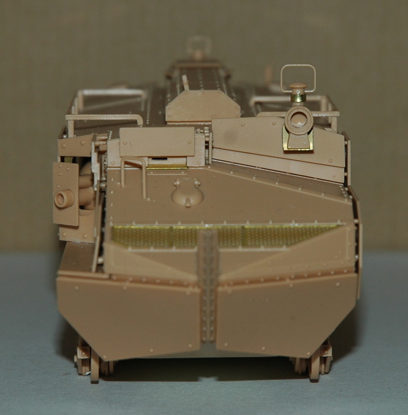 Le Schneider Ca Armored de Hobby Boss au 1/35ème 00910