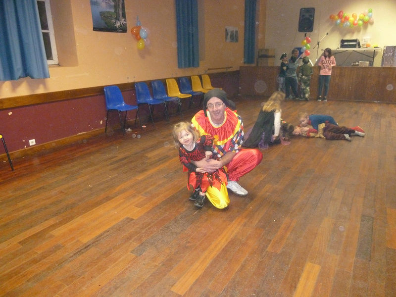 Bal masqué de l'école Yves Lazennec Bal_ma15