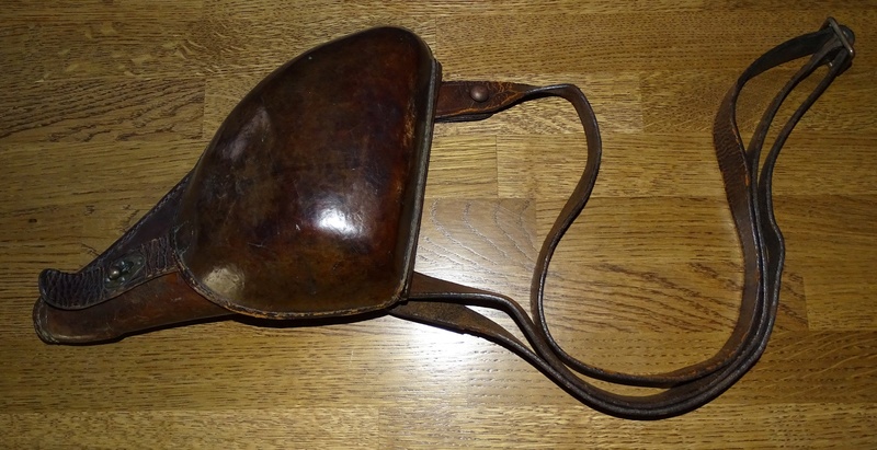 Les etuis du revolver modele 1873/74 et 1892 (etui-jambon) Dsc00028