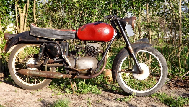 Iniziato il restauro Guzzi Gilera10