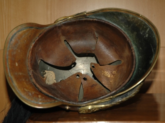 Le casque de chasseur à cheval modèle 1910 (Troupe et officiers)  Digo_18