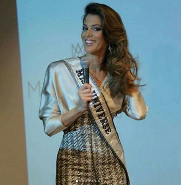 ♔ The Official Thread of MISS UNIVERSE® 2016 Iris Mittenaere of France ♔ - Page 6 17352310