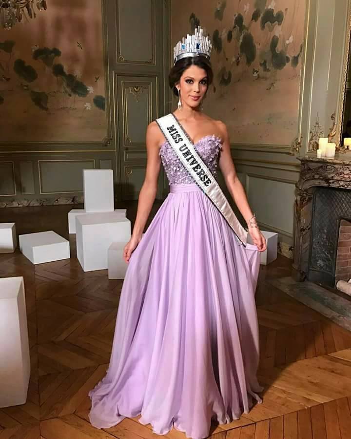 ♔ The Official Thread of MISS UNIVERSE® 2016 Iris Mittenaere of France ♔ - Page 6 17457310