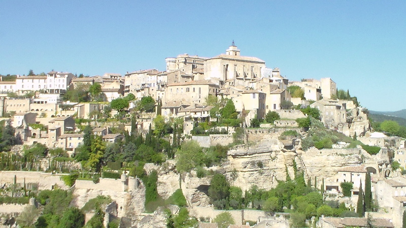 Bonjour Avril et toutes ses beautés - Page 4 Gordes10