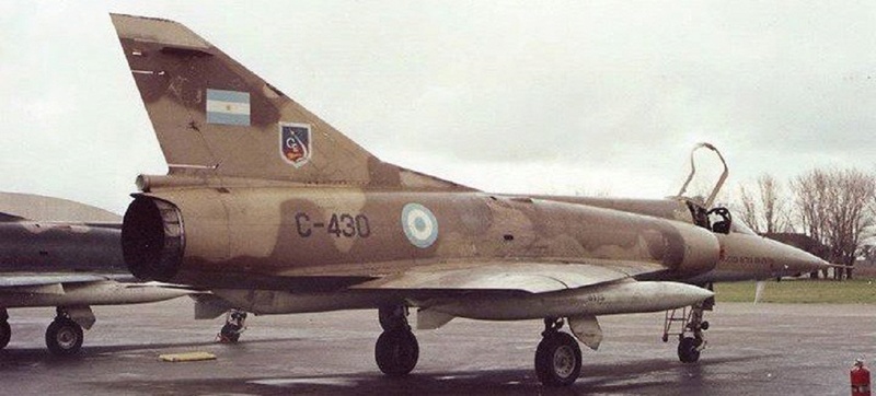 *1/48  Mirage 5 P   Kinetic    FINI - Page 2 Foto0211