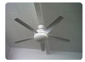 Ventilateur au plafond est ce absolument obligé d'etre centré ? Captur38