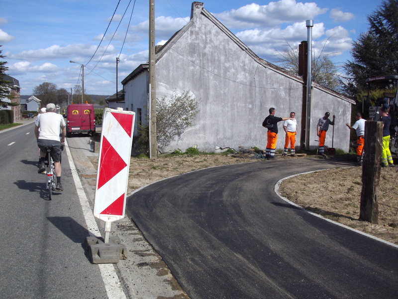 29 Itinéraire N°2 - W2 - Véloroute de la bière - Partie Vaux-sous-Chêvremont - Plombières (RAVeL 38 L038 - Eurovelo 3 - EV3) - Page 3 Hombou10