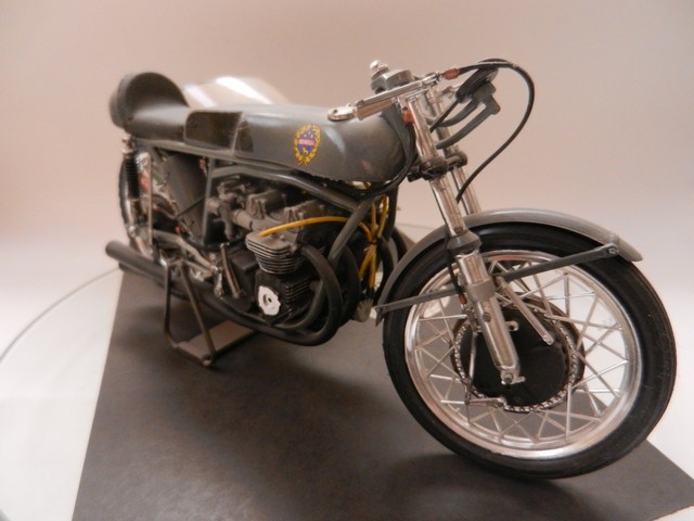 Moto Benelli 250cc - Modèle Grand Prix 1965 01111