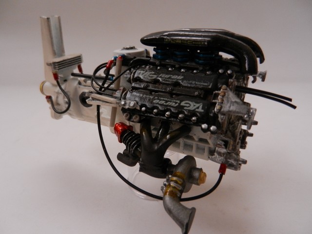 [PROTAR] Bloc moteur Porsche TAG Turbo V6 1/12ème Réf 208E 06310