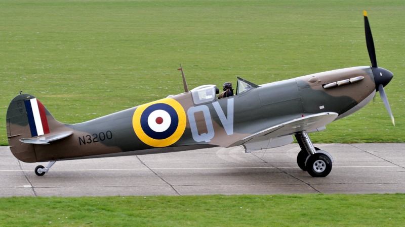 Restauration d'un Spitfire MkI N3200...encore un !!!!  13428610
