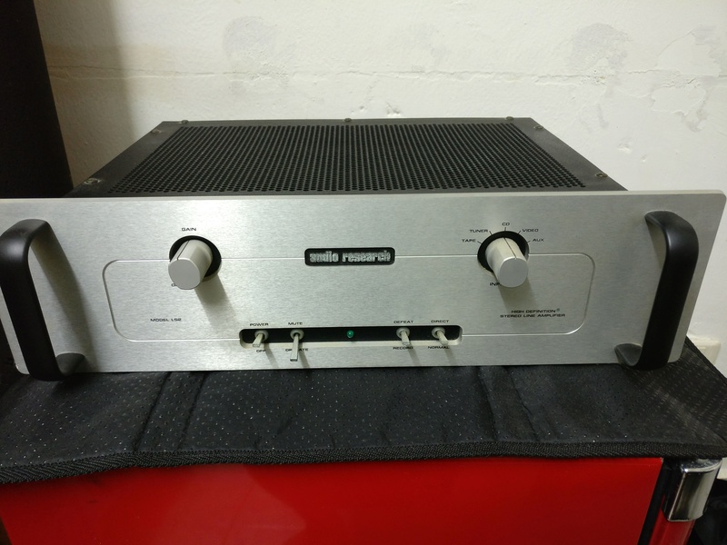 [SOLD] Audio Research LS2 Line Stage Preamp Img_2011