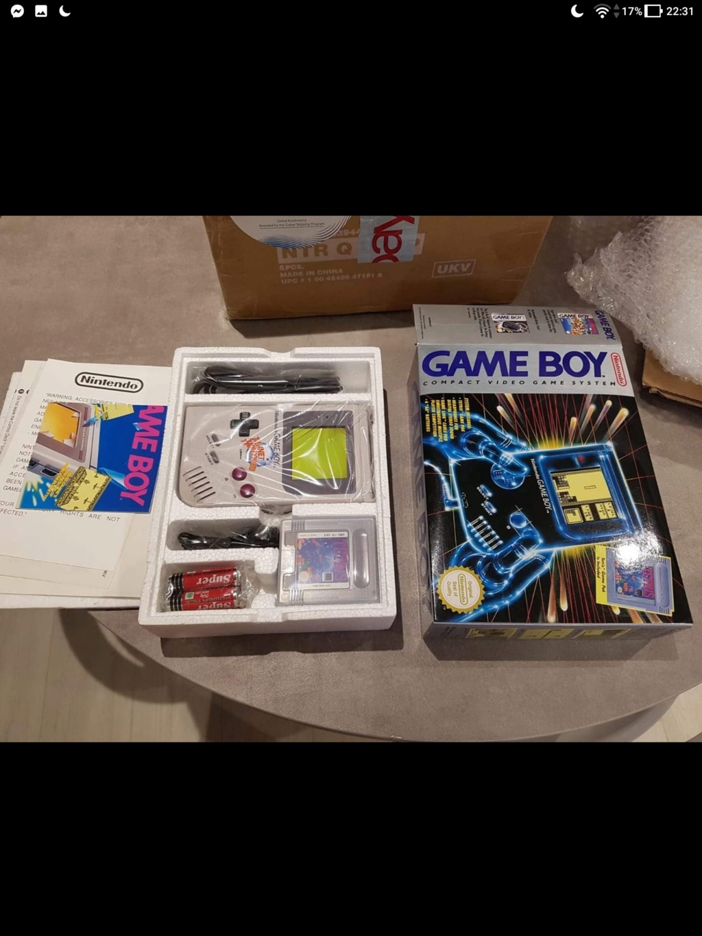 Piles livrées dans le pack Tetris de la Game Boy Screen21