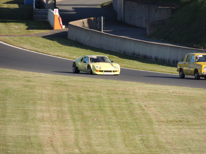 Classic Days 2017 à Magny-Cours - Page 2 Dscn9924