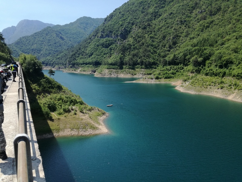 Domenica gita lago d'Iseo-Valvestino e Tremosine sul Garda Img_2063