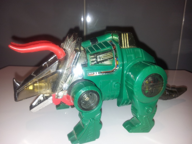transformer dino triceratopo 20140117