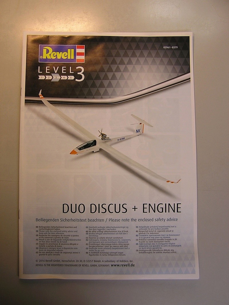 Segelflugzeug Duo Discus mit Hilfsmotor / Revell, 1:32 312