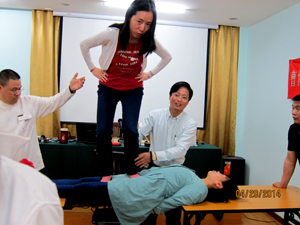 2014-4-27-曹博士亲授《中国国际IMHTC催眠师证书培训课程（第56届）》五一灵修班胜利举办 2014-422