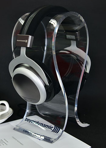 Acrylic Headphone Stand - Beyerdynamic Beyer510