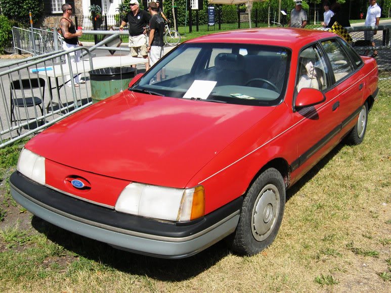 Plusieurs photos : Ford Taurus (1986–present) Fordta10