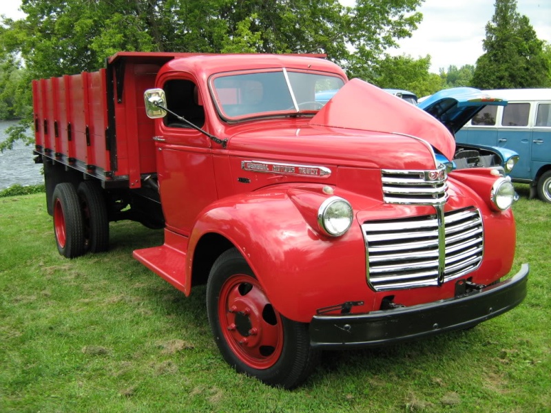 Plusieurs photos : Camionnettes GMC ...de 1912 à 1966 Gmc3to10