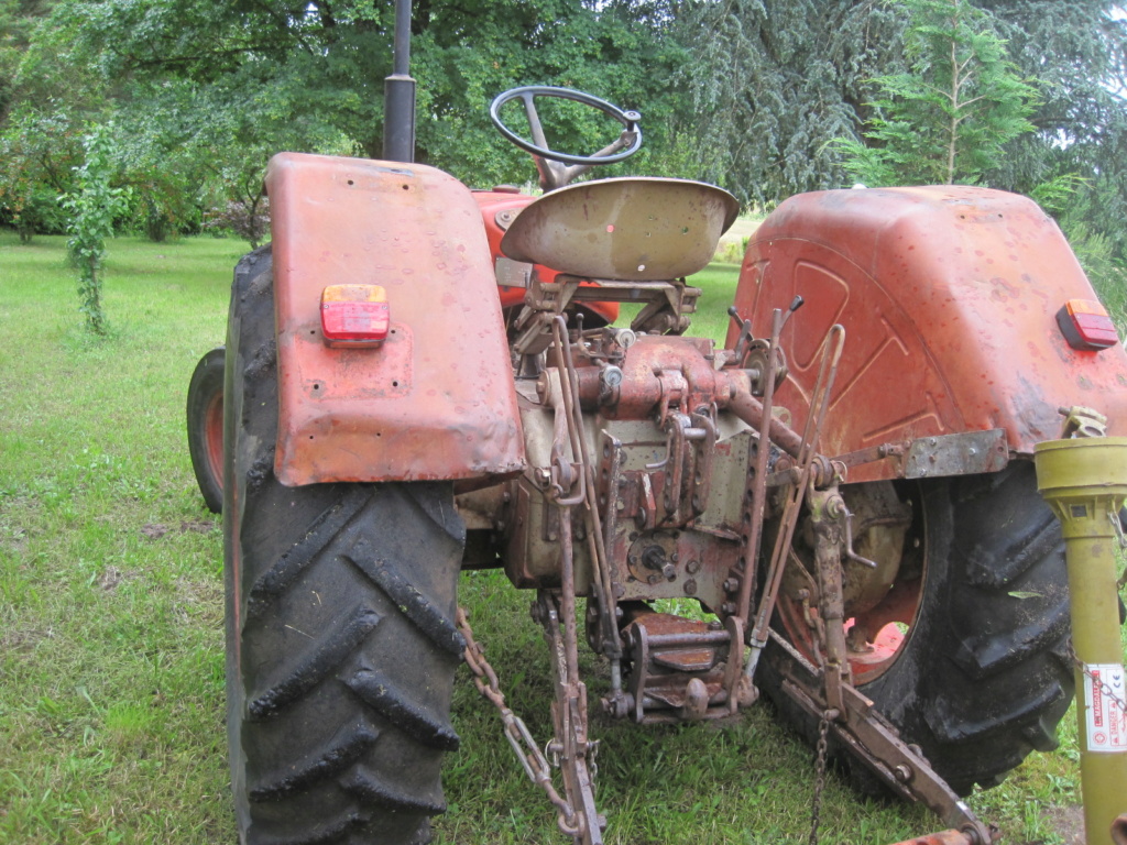 Sur quel tracteur va cette attache remorque "automatique" ?? Img_6322