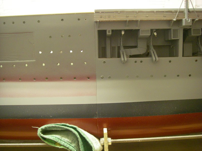 Flugzeugträger Graf Zeppelin 1:100 - Seite 15 Imgp5122