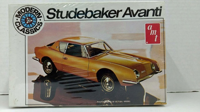 Studebaker Avanti 91dmw010