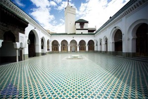 جريدة الأنباء الكويتية تكتب على المساجد في المغرب نموذج للعمارة الإسلامية  44360710