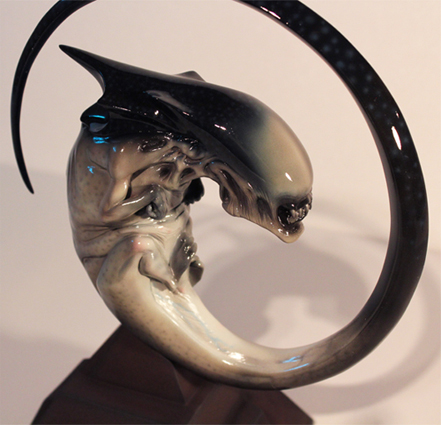 Alien Queen foetus 1:1 - Page 2 Droit210