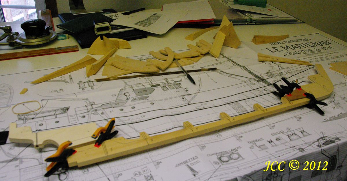 Méthode de construction d'une coque de bateau bois (kit, plan ou modélisme) Imgp5310