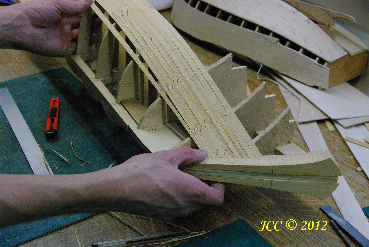 Méthode de construction d'une coque de bateau bois (kit, plan ou modélisme) Imgp6312