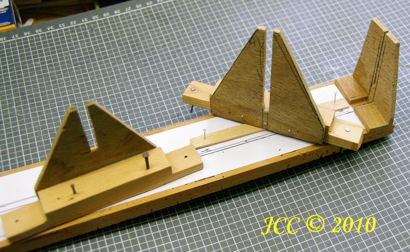 Méthode de construction d'une coque de bateau bois (kit, plan ou modélisme) Imgp6817