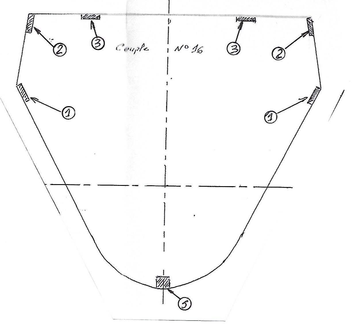 Méthode de construction d'une coque de bateau bois (kit, plan ou modélisme) Scan_121