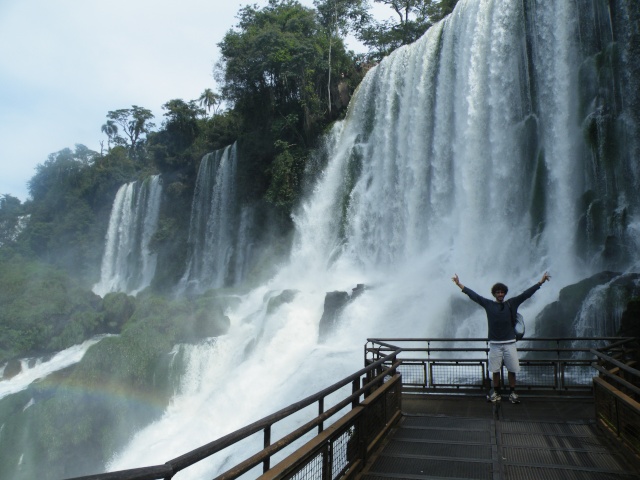 les chutes d'Iguaçu à la frontière argentino-paraguano-brésilienne Dscf2810