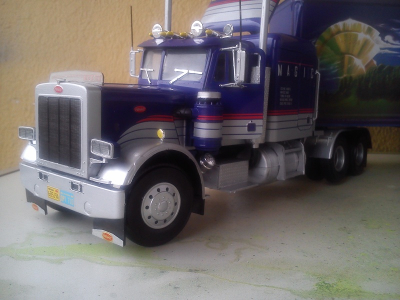 Revell Peterbilt 359 Magic Dsc_0315