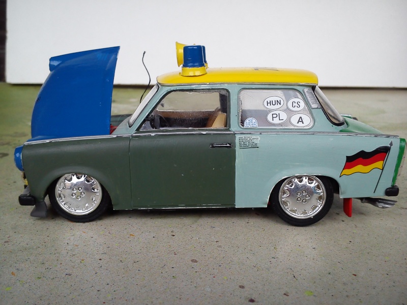 Trabant 601 S Deluxe "Ratte", Revell 1:24 Dsc_0421