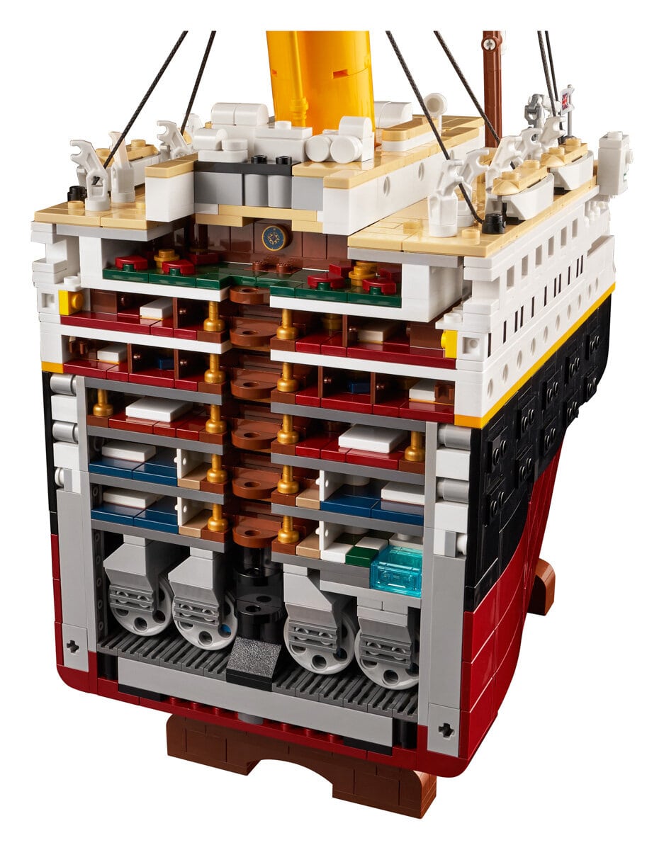 Nouveau set LEGO Titanic à construire (le 01/11) Lego-110