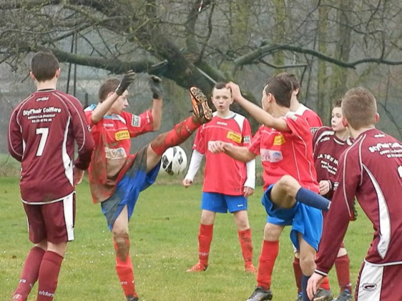 Encore un match amical pour les U 15 16543811