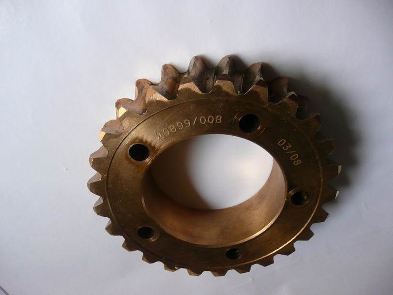 staub - (Recherche) roue bronze et vis sans fin P1170720