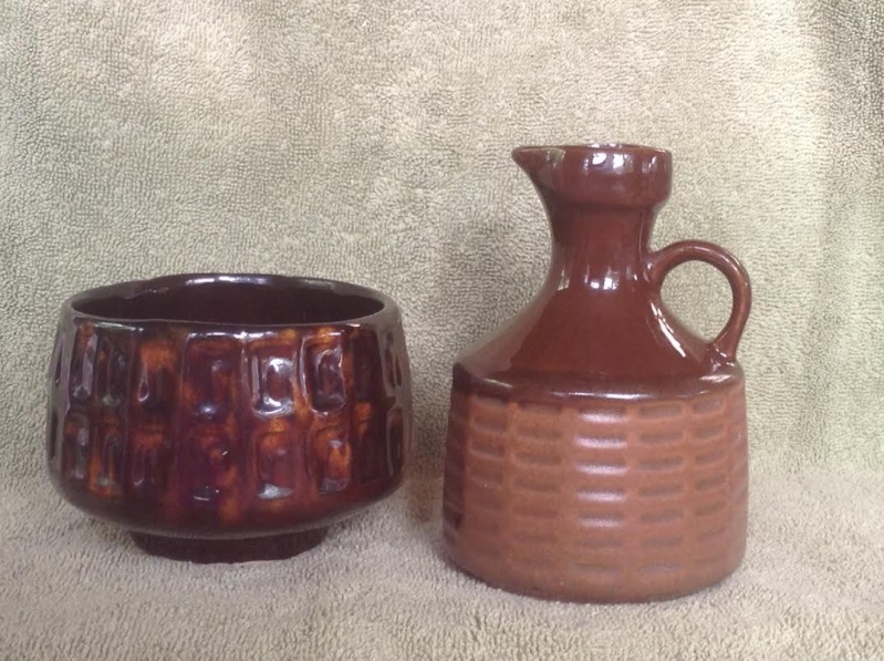 Does anyone have any of the so called Crown Lynn Metropolitan series which is in fact Orzel Manhattan ware -910