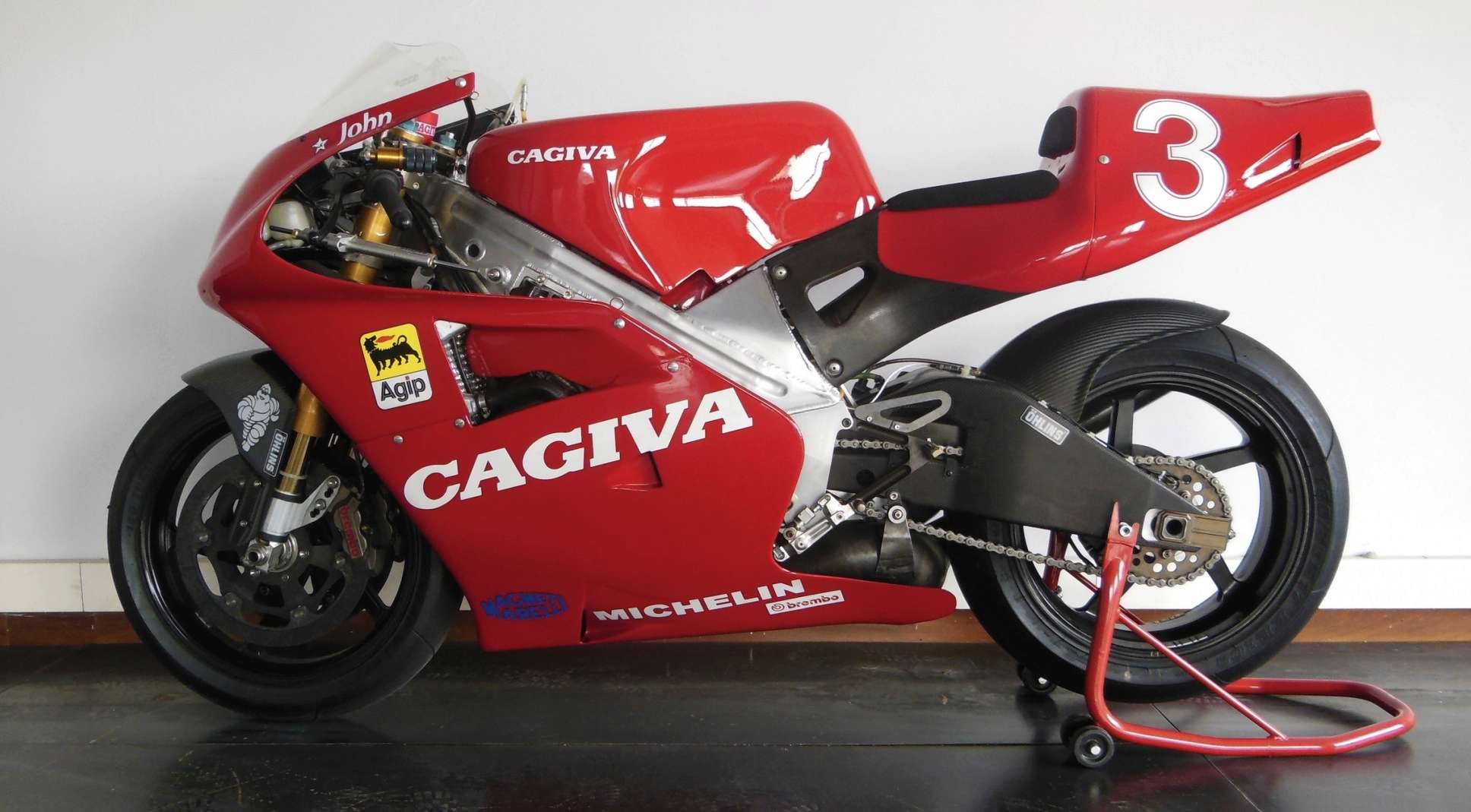 Deux temps - Page 21 Cagiva10