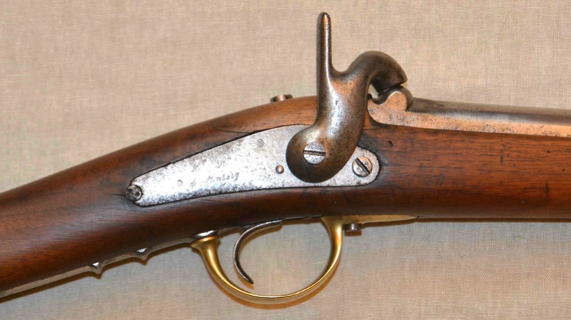 Un mousqueton de Gendarmerie modèle 1842 Platin11