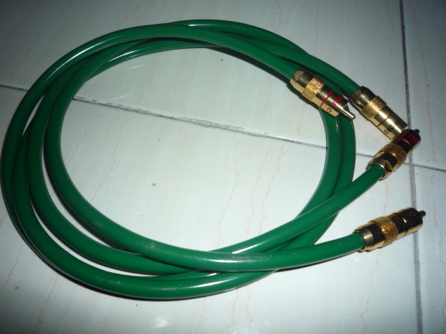 Chord Company Cobra 3 Interconnect (Used)SOLD P1040014