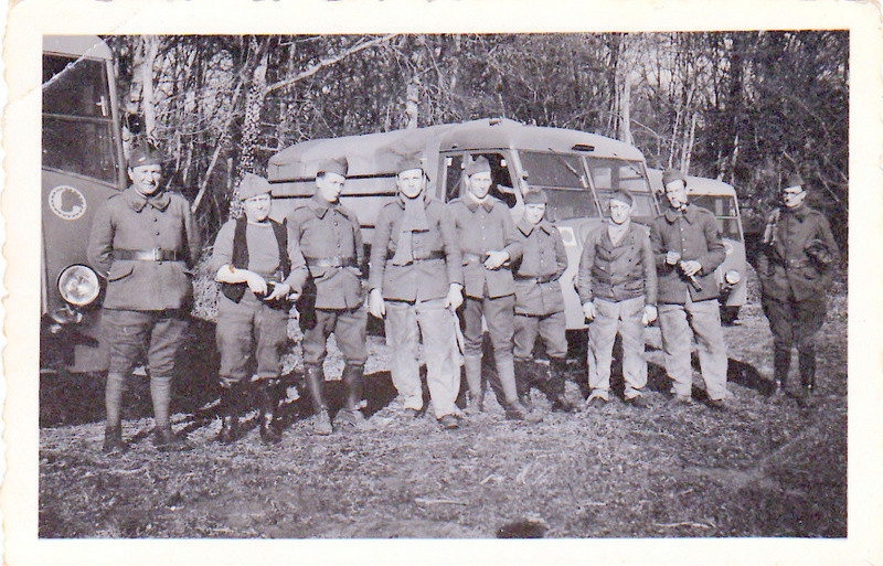 photos de la campagne de 40  du 20eme groupe auto de la 806eme compagnie Img_0012