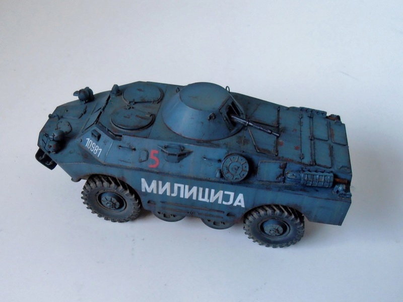 BRDM 2 serbe police militaire (Verlinden au 1/35eme) - Page 2 P3020911